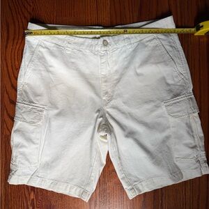 Massimo Dutti Men’s Bermuda Shorts - Size 34